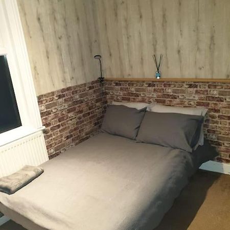 Abbey Wood Spacious Bedroom With Private Bathroom. מראה חיצוני תמונה